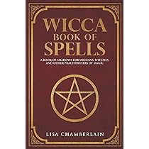 Lisa Chamberlai - Wicca Book of Spells Audiobook  